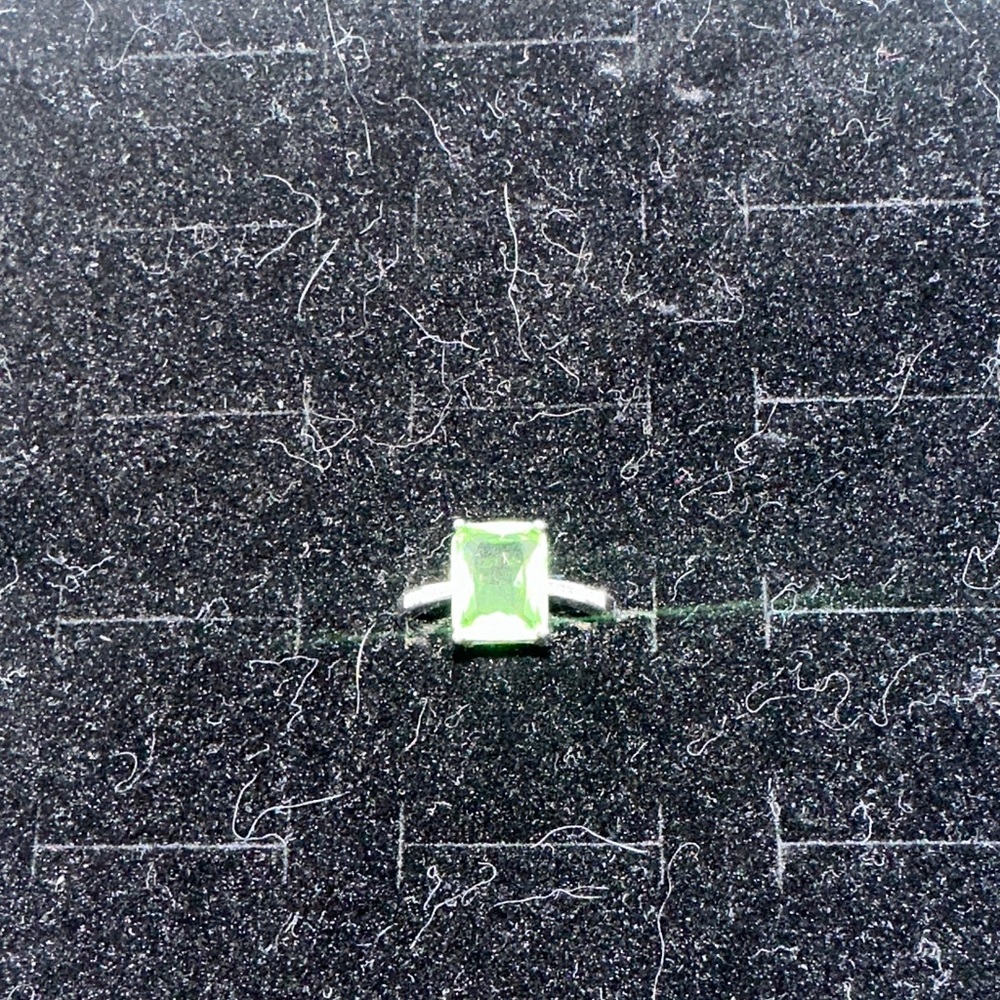 Silver.925 Ring With Green Rectangular Stone - image 1